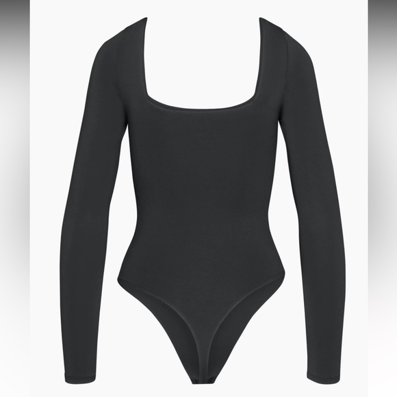 Aritzia Babaton Square Neck Long Sleeve Bodysuit in Black with Thong Bottom - Picture 8 of 10